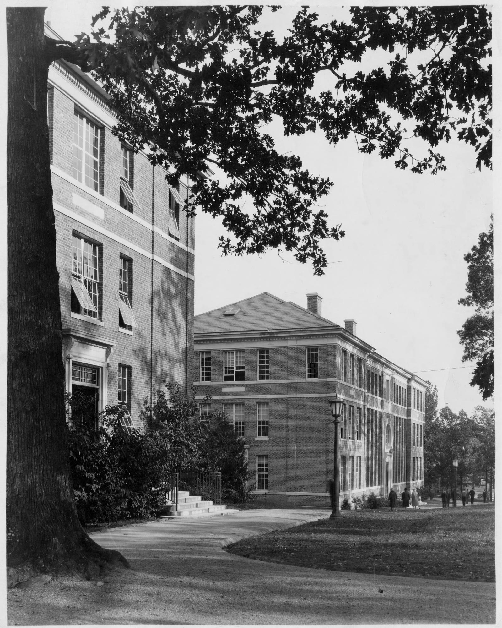 1928, May - Bingham Hall Construction Begins